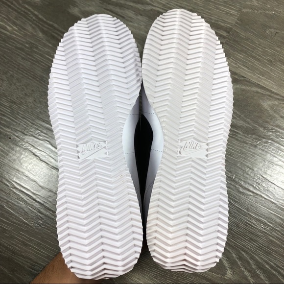 Nike Cortez Basic Leather NWT - Picture 6 of 7